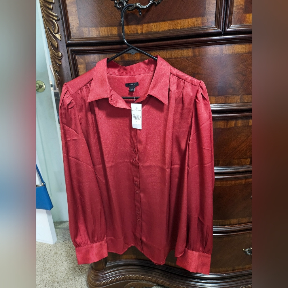 Ann Taylor Red Button-Up Blouse
